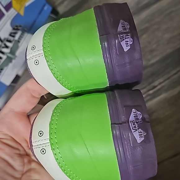 VANS x Old Skool Toy Story Buzz Lightyear Sneakers Mens Size 11 Disney Pixar - Picture 7 of 7